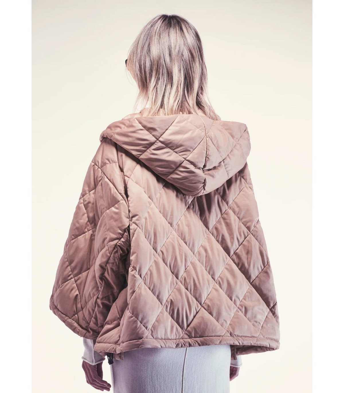 CHAQUETA DE PLUMAS HITOMI - liviana conti
