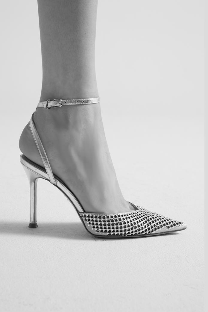 Zapatos NOAMI PUMP 95 oro - Lola Cruz