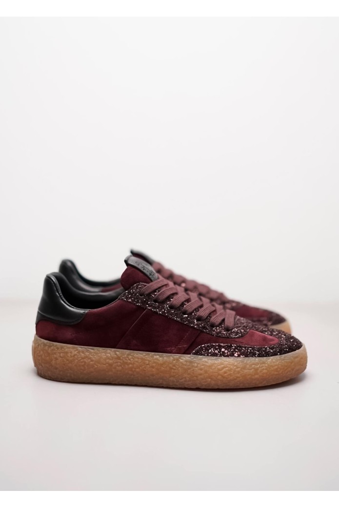 zapatillas PIT en color burdeos - kennel-schmenger